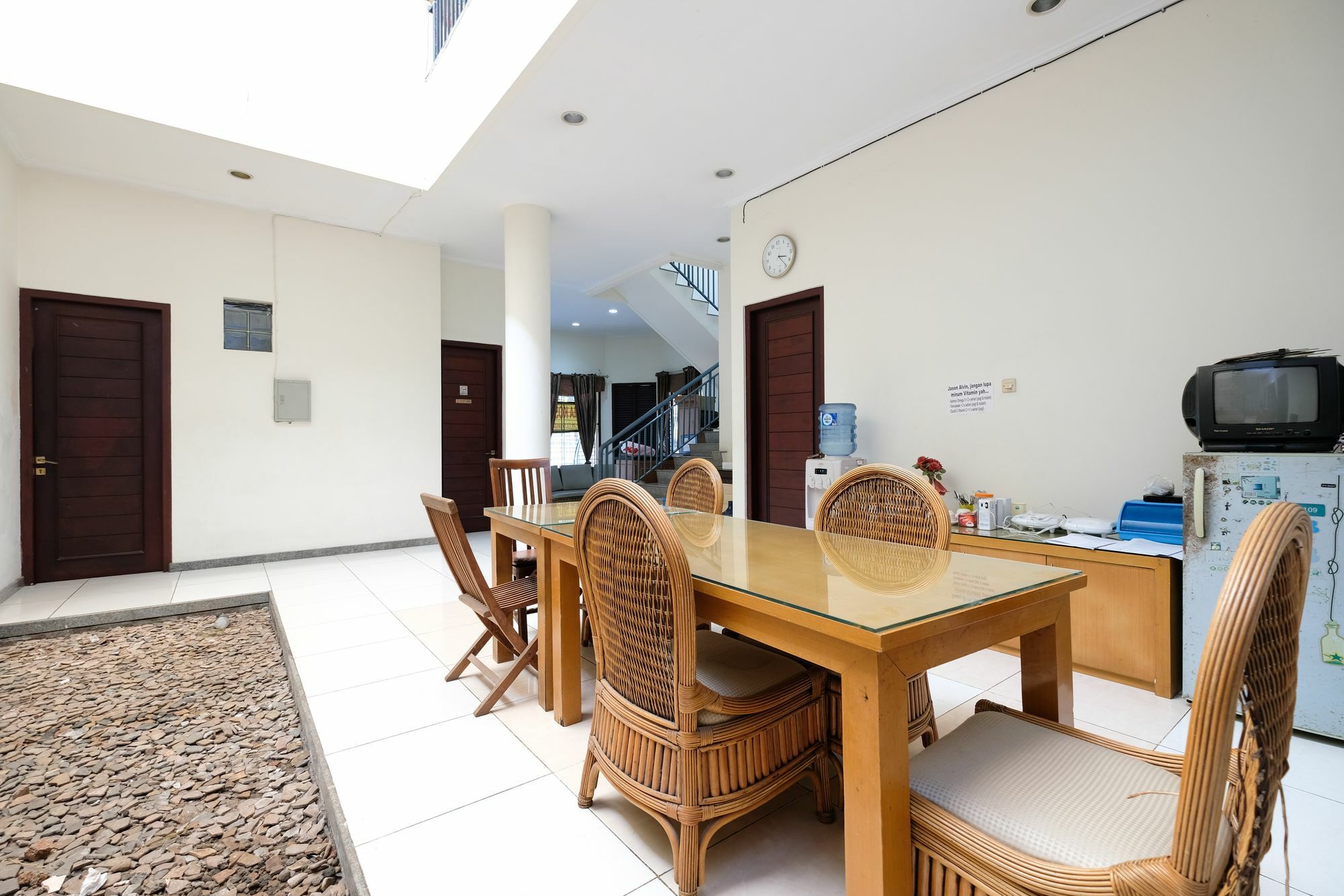 Reddoorz Plus Near Simpang Lima Semarang Exterior foto